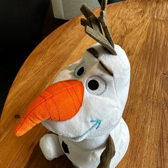 Authentic Disney Parks Resort Olaf Frozen Stuffed Animal Collectible 12” - Picture 11 of 12